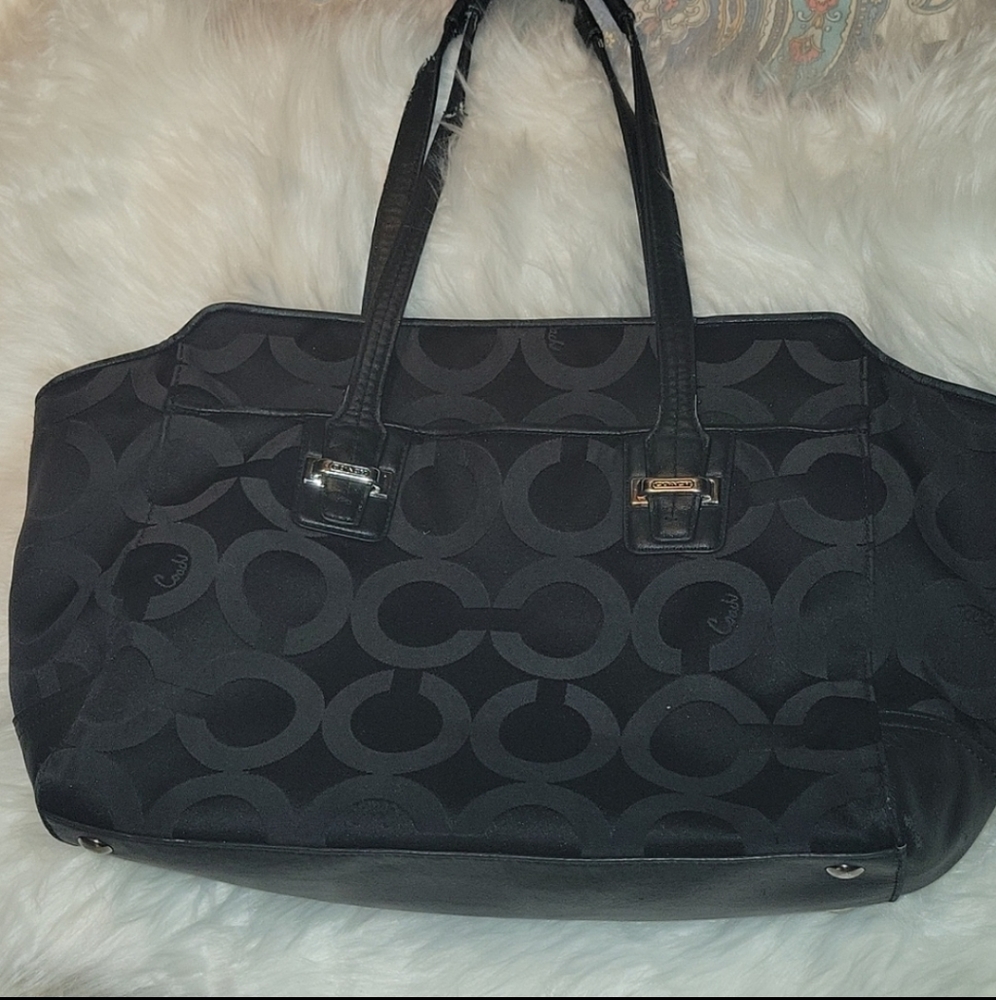 Coach Op Art Taylor Purse